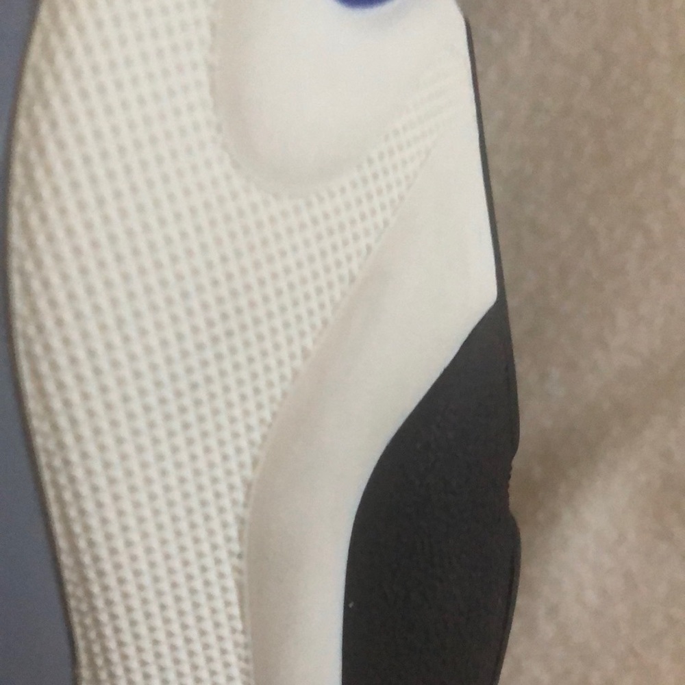 Dior B22 Sneaker White and Blue Technical Mesh and Gray Calfskin - Picture 15 of 16